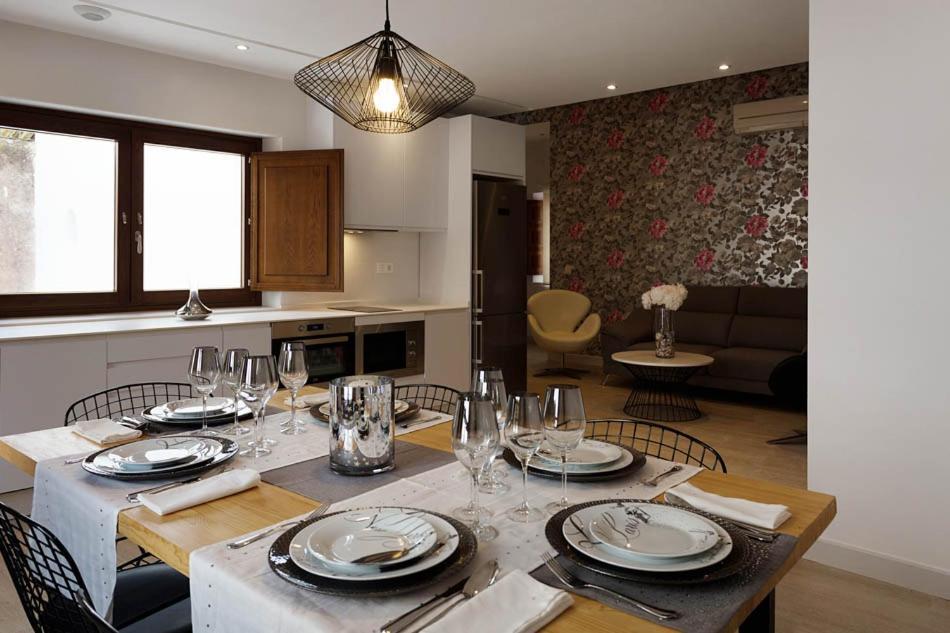 Apartment Rentalsevilla Atico La Giralda *